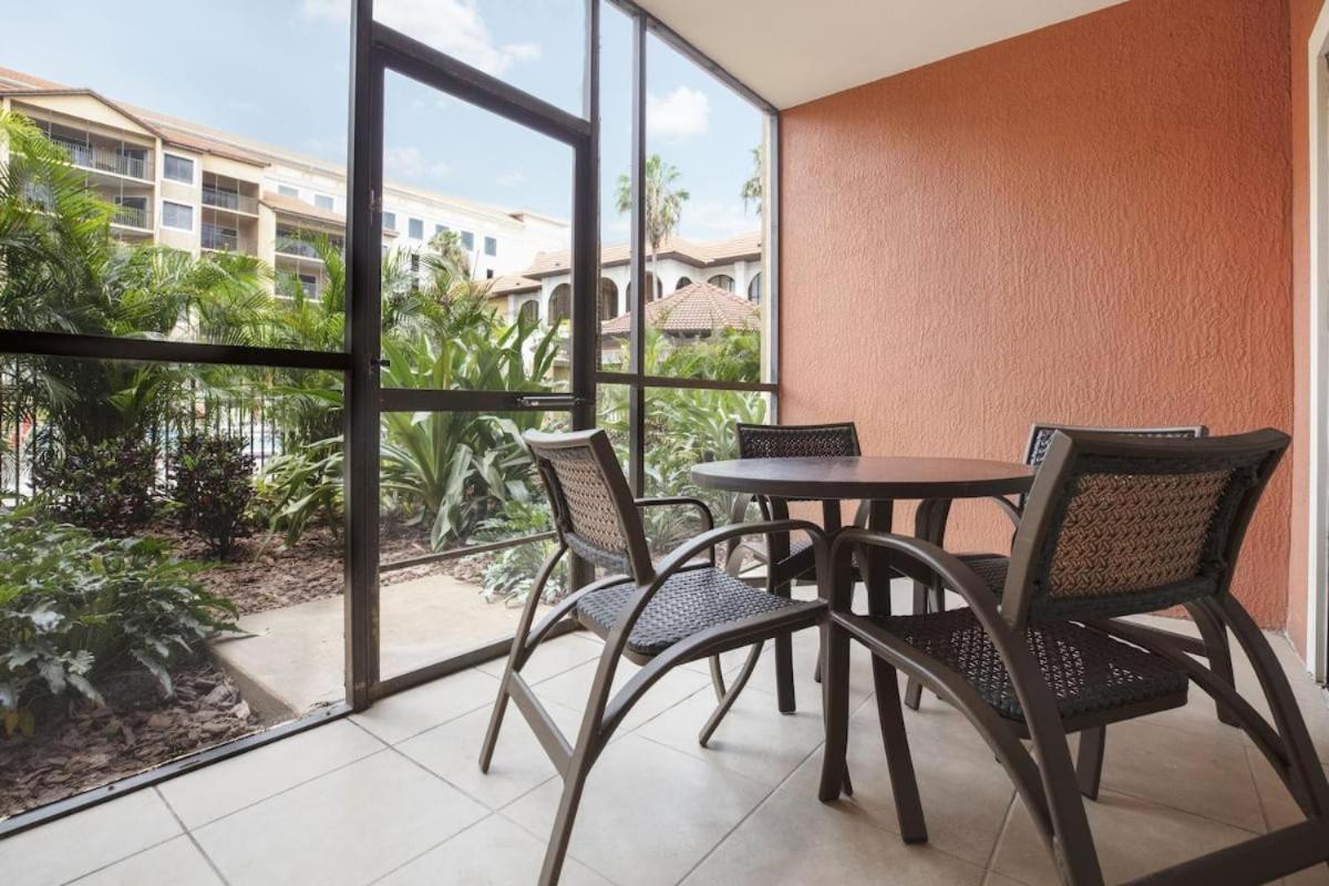 Stunning Condo Near Universal Studios Williamsburg Exterior photo